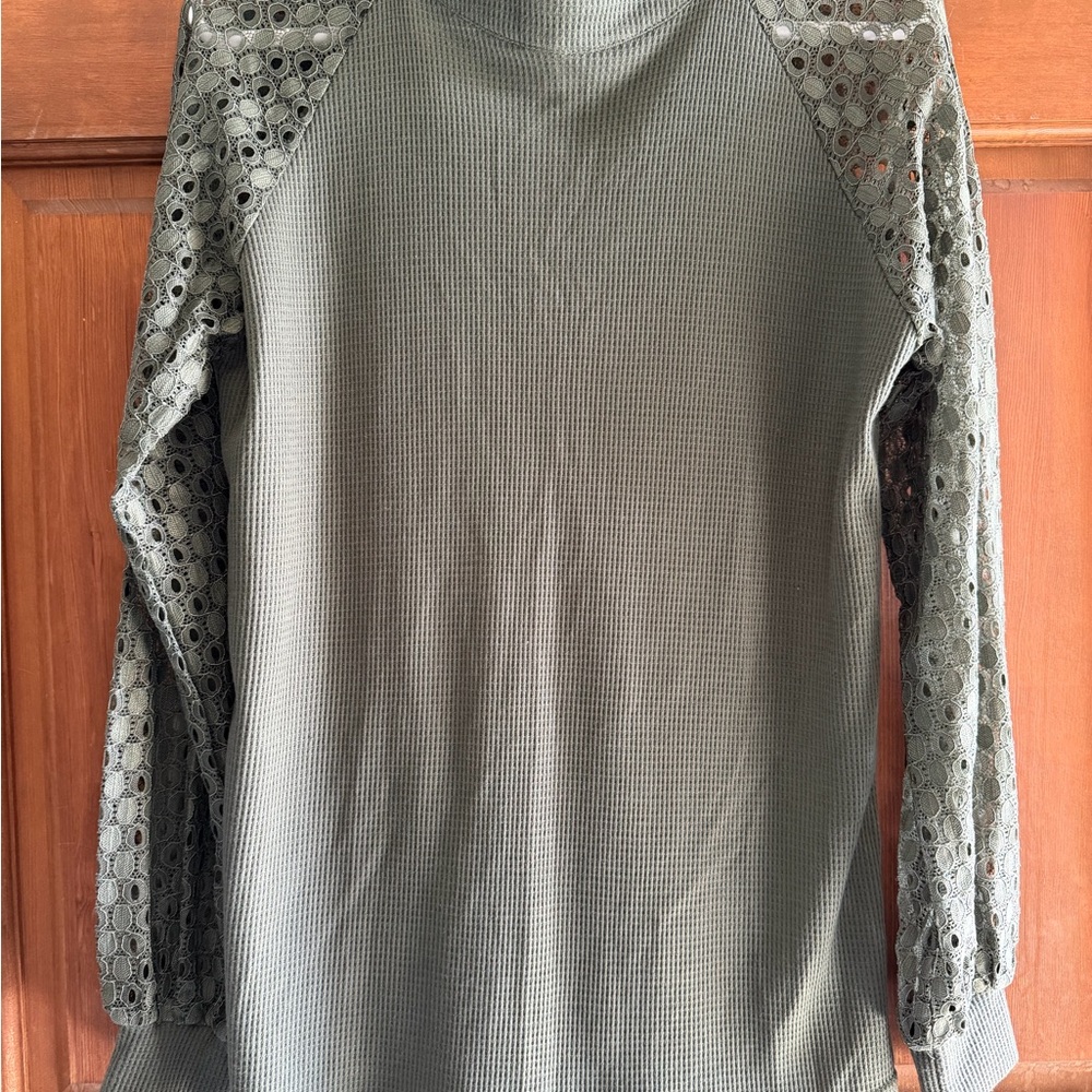 Olive Green Long-Sleeve Lace-Detail Thermal Top
